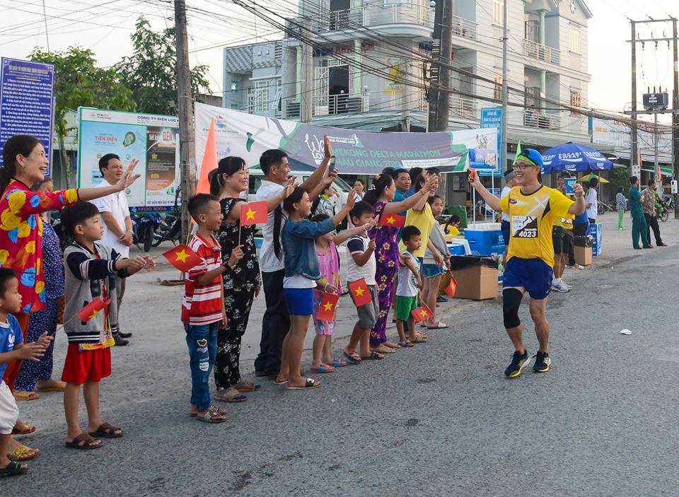Những khoảnh khắc đẹp nao lòng của Mekong Delta Marathon 2019 Những khoảnh khắc đẹp nao lòng của Mekong Delta Marathon 2019